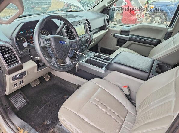 1FTFX1E54JKD26468 2018 FORD F150 Серый Вид панели приборов