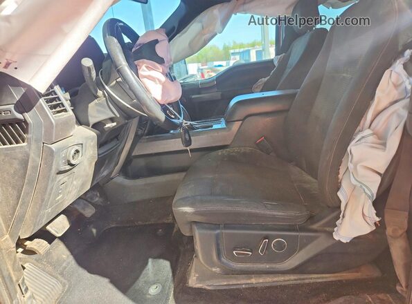 1FTFX1EF2HKE15927 2017 FORD F150 Red Widok wnętrza z przodu