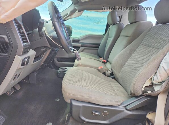 1FTMF1C56JFA33337 2018 FORD F150 Blue Вид салону спереду