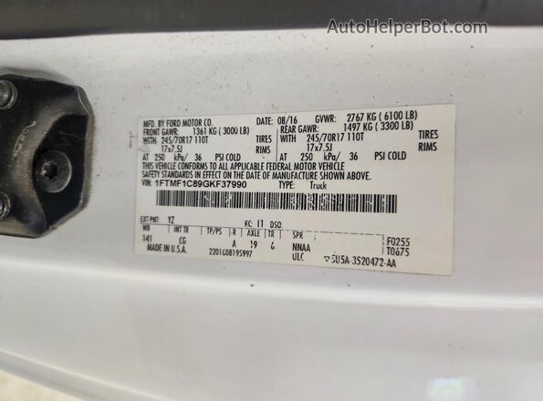 1FTMF1C89GKF37990 2016 FORD F150 White Vista del compartimento del motor