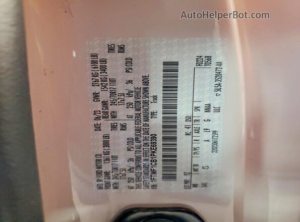 1FTMF1CB1PKE69390 2023 FORD F150 White Vista del compartimento del motor