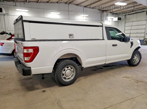 1FTMF1CB1PKE69390 2023 FORD F150 White Trasero derecho