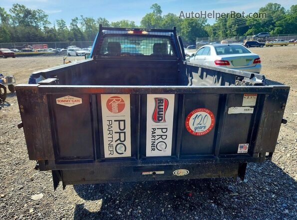 1FTMF1CB3MKE58662 2021 FORD F150 Two Tone Widok z tyłu