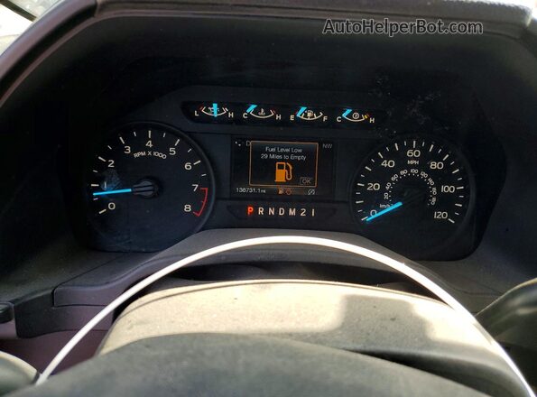 1FTMF1CB7JKG05951 2018 FORD F150 Белый Вид щитка приборов