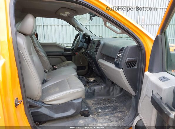 1FTMF1CF0GKE27117 2016 FORD F150 Оранжевый Вид салона спереди