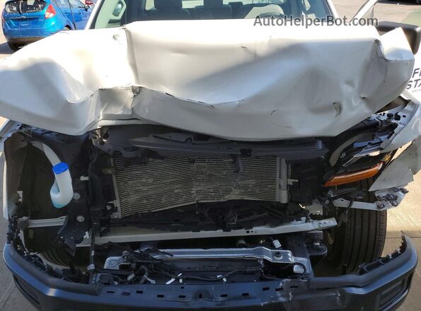 1FTMF1KP7RKF17085 2024 FORD F150 White Widok wnętrza z tyłu