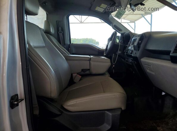 1FTNF1CF9GKE51243 2016 FORD F150 Silver Vista de los asientos traseros