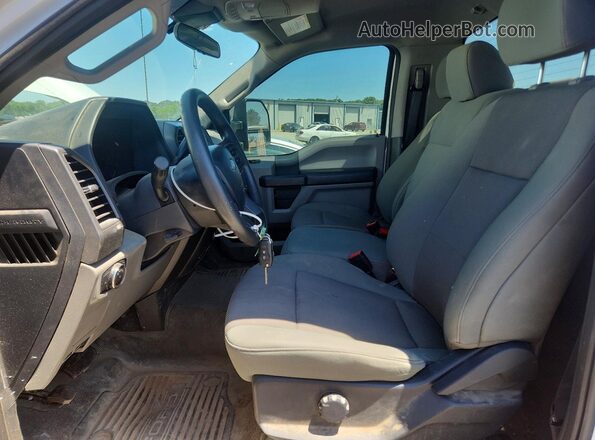 1FTRF3B60NEG43631 2022 FORD F350 White Front interior view