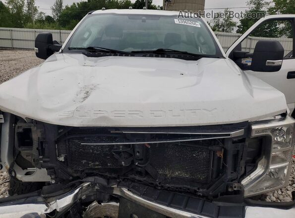1FTRF3BT2LED83705 2020 FORD F350 Белый Вид задней части салона