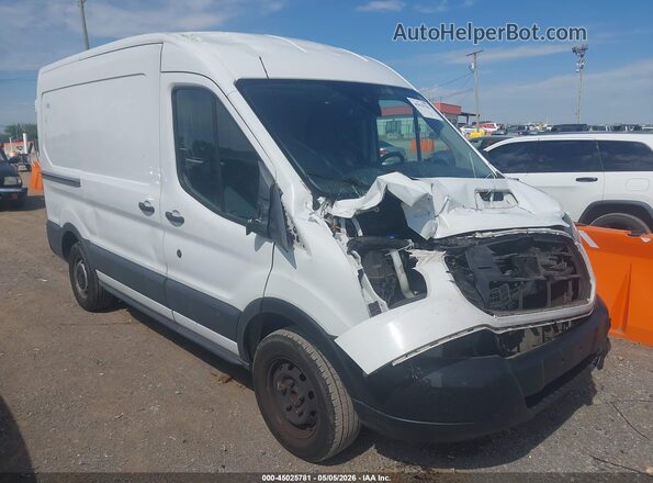 1FTYE1CM6HKA21721 2017 FORD TRANSIT-150 Белый Вид спереди