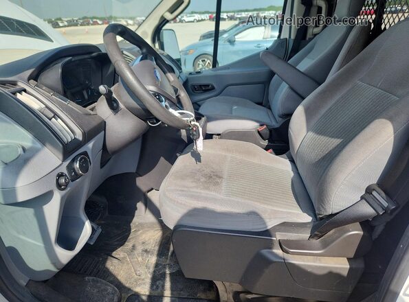 1FTYE1YMXHKA36859 2017 FORD TRANSIT Белый Вид салона спереди