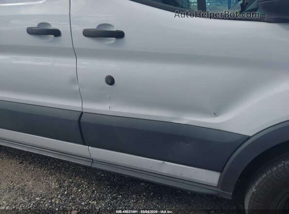 1FTYR2CG4HKA53863 2017 FORD TRANSIT-250 White Widok z przodu
