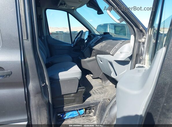 1FTYR3XV3GKB49027 2016 FORD TRANSIT-250 Серый Вид салона спереди