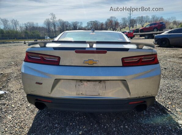 1G1FE1R76G0143622 2016 CHEVROLET CAMARO Серебряный Вид сзади