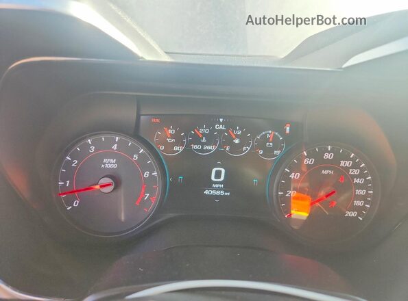 1G1FG1R76H0211851 2017 CHEVROLET CAMARO Серебряный Вид щитка приборов
