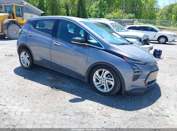 1G1FW6S07P4201074 2023 CHEVROLET BOLT Серебряный Передняя правая четверть