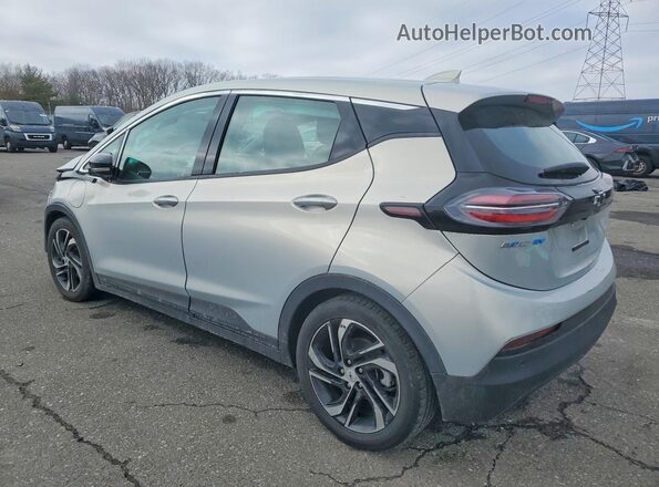 1G1FX6S08P4133073 2023 CHEVROLET BOLT Серебряный Задняя левая четверть