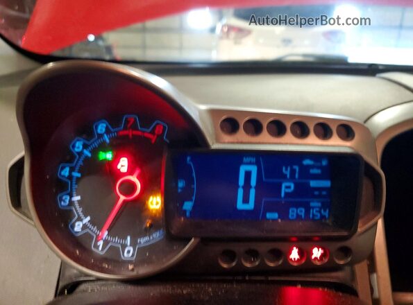 1G1JA5SH2G4180742 2016 CHEVROLET SONIC Red Vista del cuadro de instrumentos