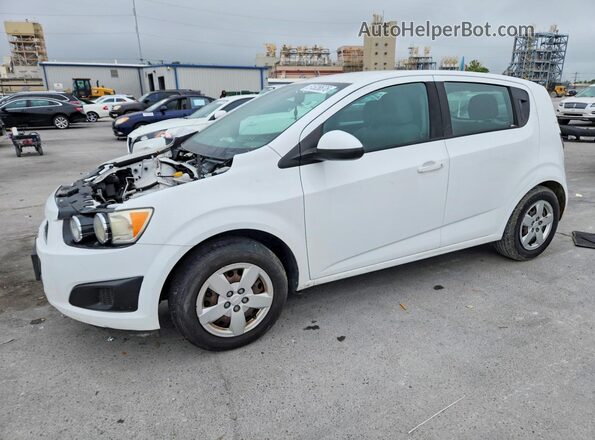 1G1JA6SH2G4170640 2016 CHEVROLET SONIC White Przód lewy