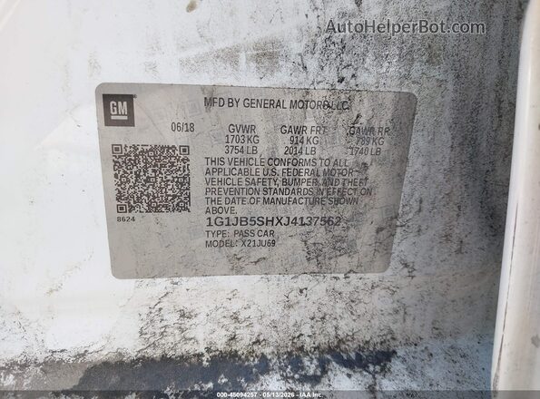 1G1JB5SHXJ4137562 2018 CHEVROLET SONIC Белый Вид подкапотного пространства