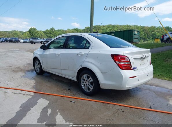 1G1JB5SHXJ4137562 2018 CHEVROLET SONIC Белый Задняя левая четверть