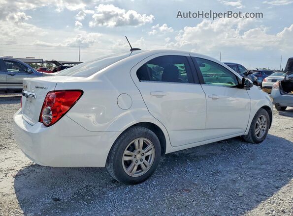 1G1JC5SH1G4184825 2016 CHEVROLET SONIC White Հետևի աջ