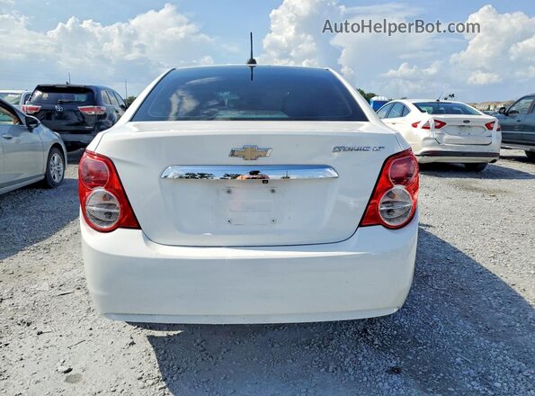 1G1JC5SH1G4184825 2016 CHEVROLET SONIC White Հետևի տեսք