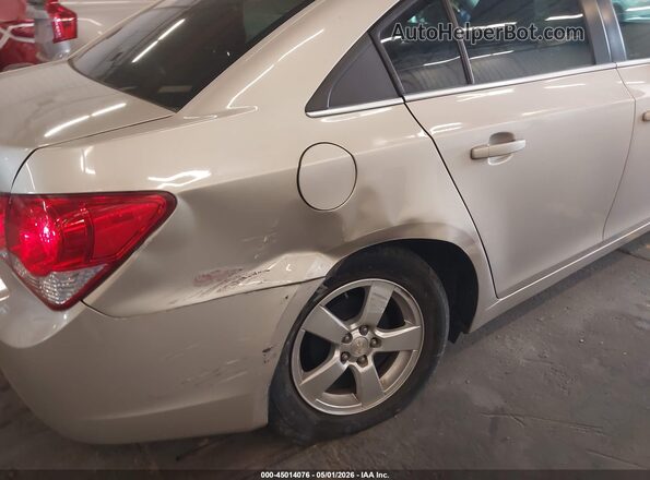 1G1PE5SB2G7181902 2016 CHEVROLET CRUZE Золотой Вид спереди