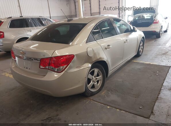 1G1PE5SB2G7181902 2016 CHEVROLET CRUZE Золотой Задняя правая четверть