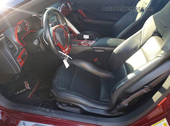 1G1YW2D74H5115891 2017 CHEVROLET CORVETTE Бордовый Вид салона спереди