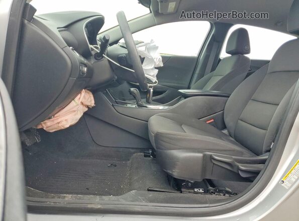 1G1ZB5ST3HF100438 2017 CHEVROLET MALIBU Silver Front interior view