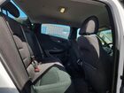 2020 Chevrolet Malibu Lt Белый vin: 1G1ZD5ST1LF093413