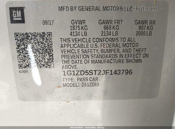 1G1ZD5ST2JF143796 2018 CHEVROLET MALIBU Серебряный Вид подкапотного пространства