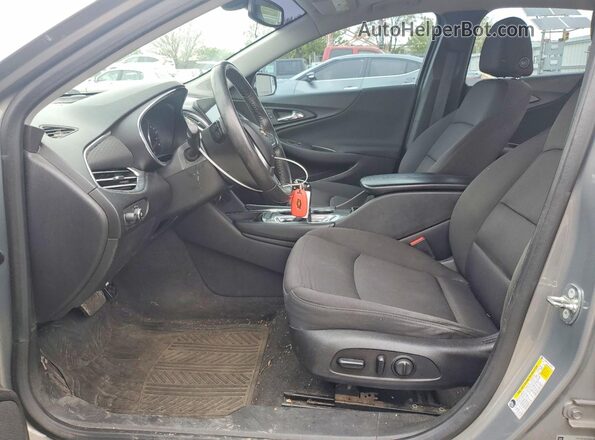 1G1ZD5ST2JF145127 2018 CHEVROLET MALIBU Серый Вид салона спереди