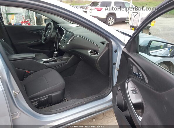 1G1ZE5ST8HF291555 2017 CHEVROLET MALIBU Light Blue Вид салона спереди