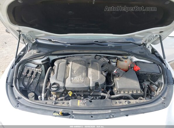 1G4ZP5SS1JU111497 2018 BUICK LACROSSE White უკანა ხედი