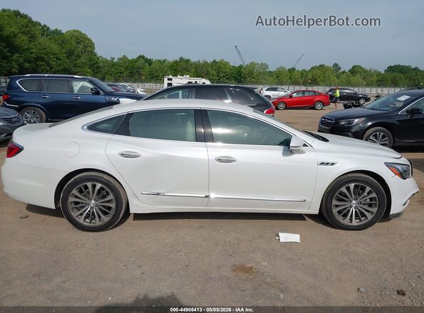 1G4ZP5SS1JU111497 2018 BUICK LACROSSE White უკანა სალონის ხედი