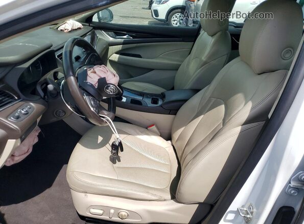 1G4ZP5SSXHU164130 2017 BUICK LACROSSE White Widok wnętrza z przodu