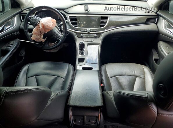 1G4ZP5SZ9JU122079 2018 BUICK LACROSSE White Vista del salpicadero
