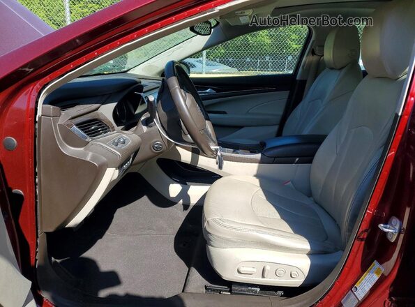 1G4ZR5SS0HU172425 2017 BUICK LACROSSE Красный Вид салона спереди