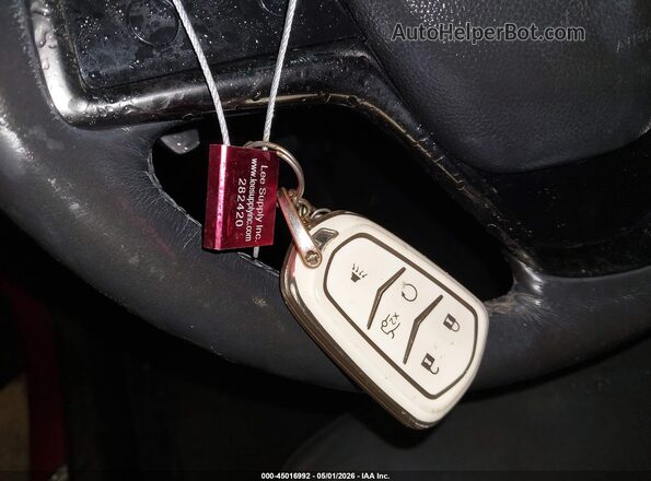 1G6AR5SS3H0160913 2017 CADILLAC CTS Красный Вид панели приборов