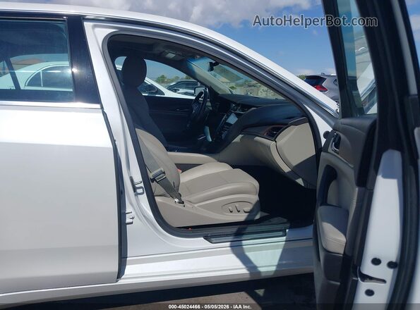 1G6AX5SS4G0194878 2016 CADILLAC CTS Белый Вид салона спереди