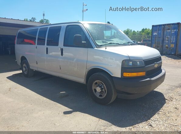 1GAZGNFG5K1335670 2019 CHEVROLET EXPRESS Серебряный Передняя правая четверть