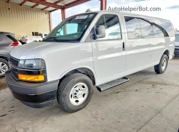 1GAZGNFP3P1206060 2023 CHEVROLET EXPRESS Белый Передняя левая четверть