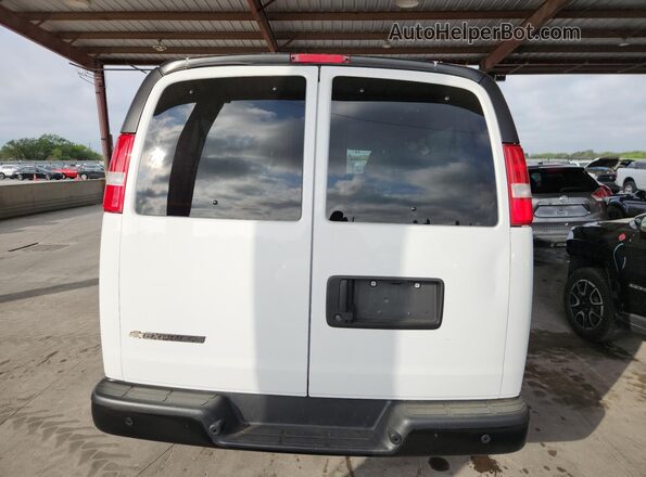 1GAZGNFP3P1206060 2023 CHEVROLET EXPRESS Белый 
