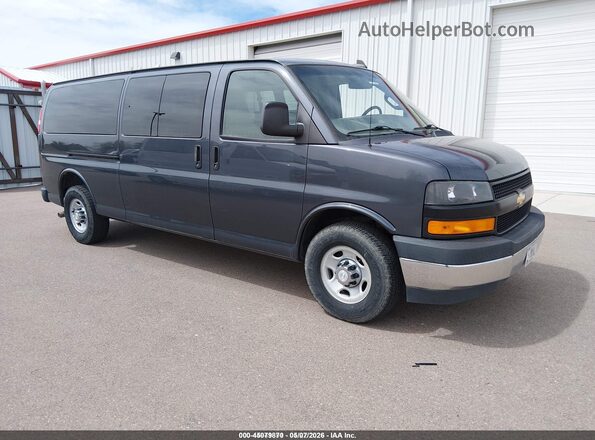 1GAZGPFG5H1294249 2017 CHEVROLET EXPRESS Gray Przód prawy