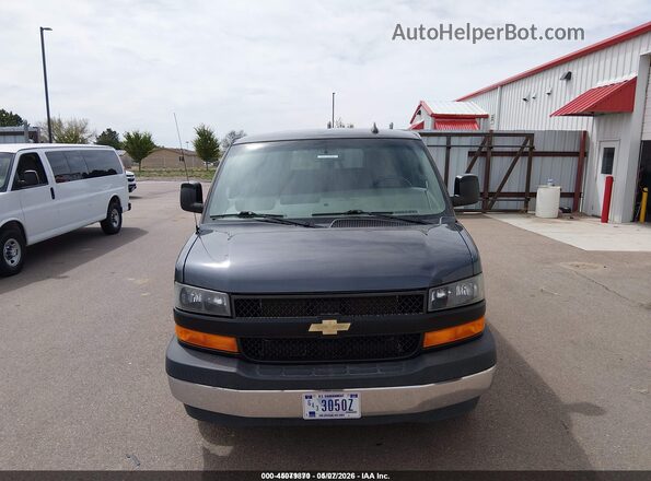 1GAZGPFG5H1294249 2017 CHEVROLET EXPRESS Gray 
