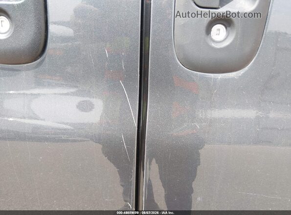1GAZGPFG5H1294249 2017 CHEVROLET EXPRESS Gray Widok wnętrza z tyłu