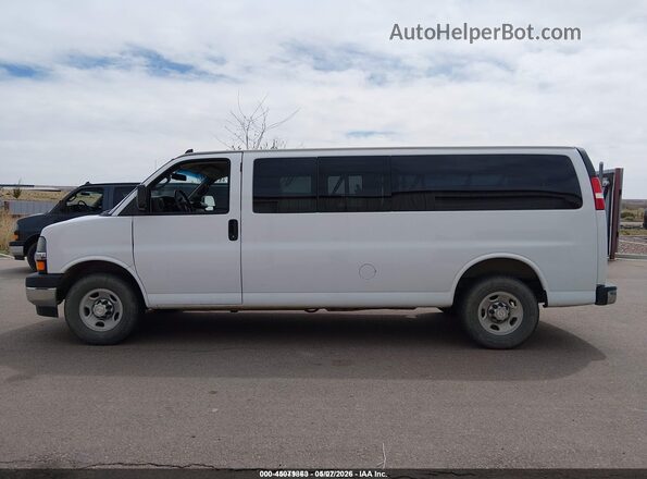 1GAZGPFG8H1291927 2017 CHEVROLET EXPRESS White 