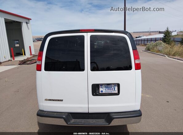 1GAZGPFG8J1301409 2018 CHEVROLET EXPRESS White 